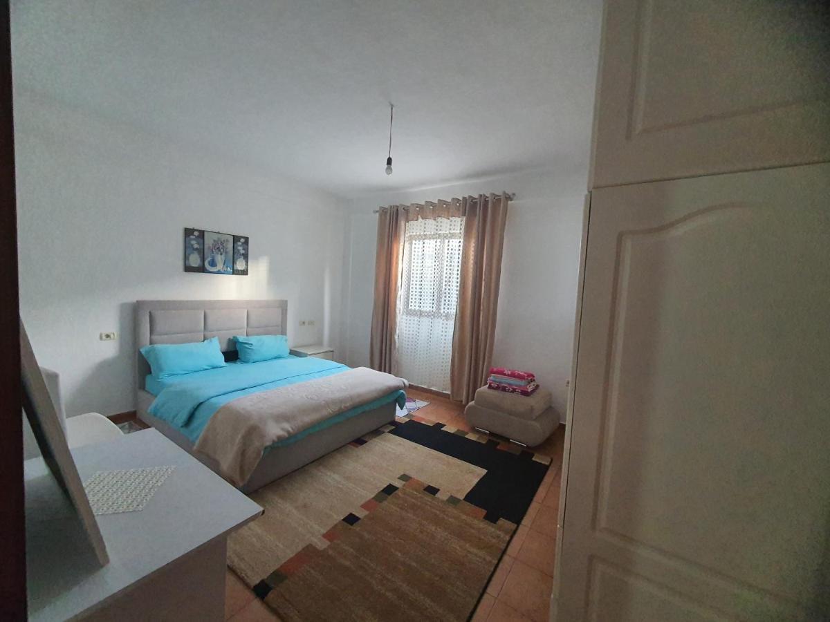 ティラナ Spacious House With A Big Garden And Fire Pitヴィラ エクステリア 写真